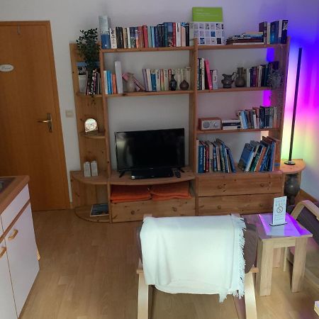 Einladendes Appartement Im Gruenen Fuer 2 Personen Ostrach Exterior photo